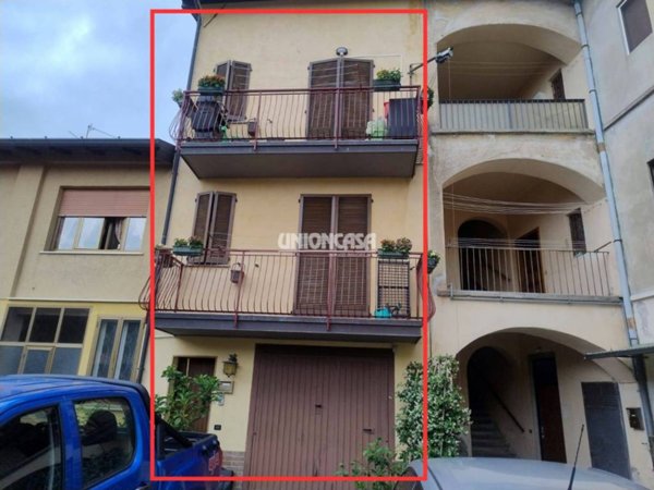 casa indipendente in vendita a Vedano Olona