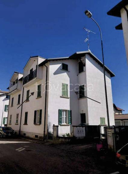appartamento in vendita a Vedano Olona