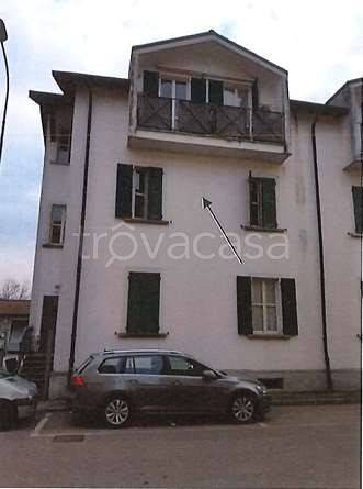 appartamento in vendita a Vedano Olona in zona Fontanelle