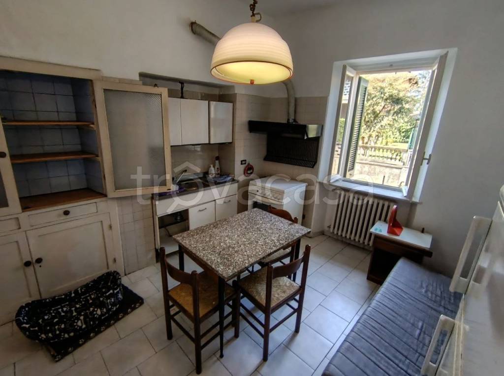 appartamento in vendita a Vedano Olona