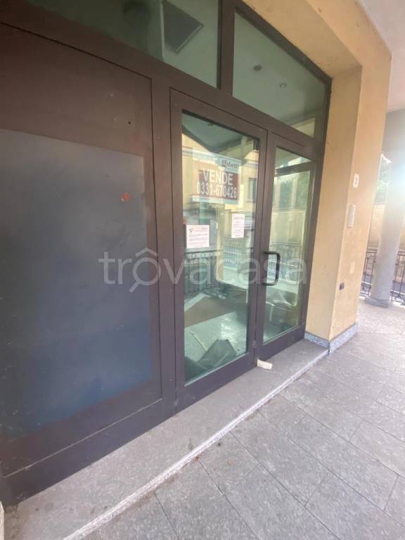 appartamento in vendita a Venegono Inferiore