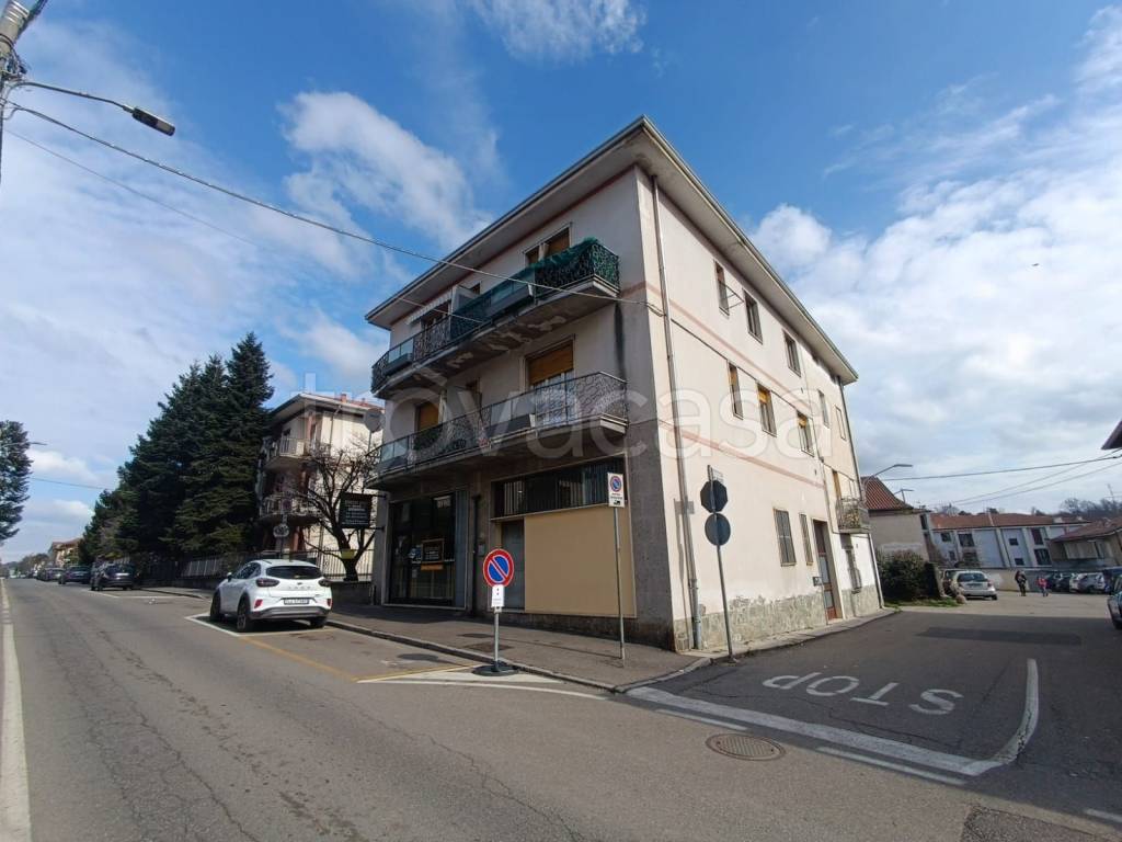 appartamento in vendita a Venegono Inferiore