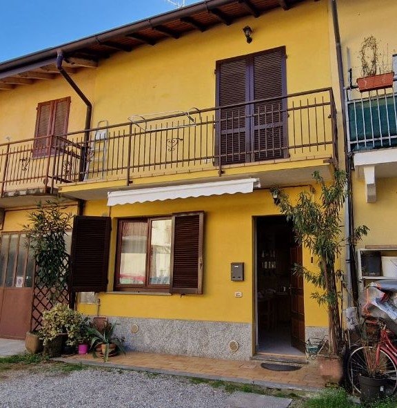 appartamento in vendita a Venegono Inferiore