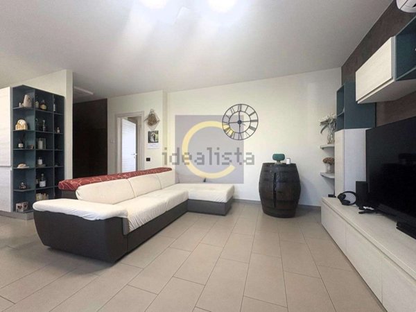 appartamento in vendita a Venegono Inferiore
