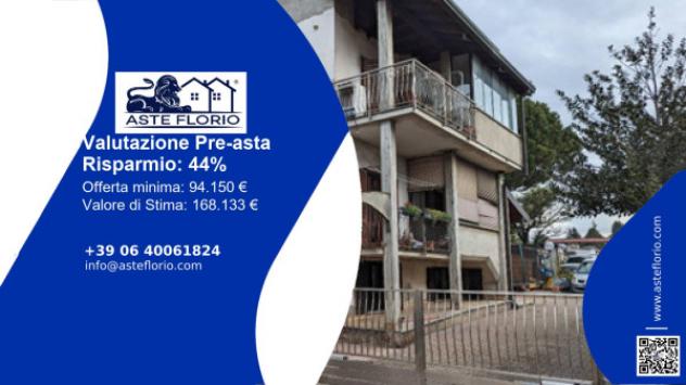 appartamento in vendita a Venegono Inferiore