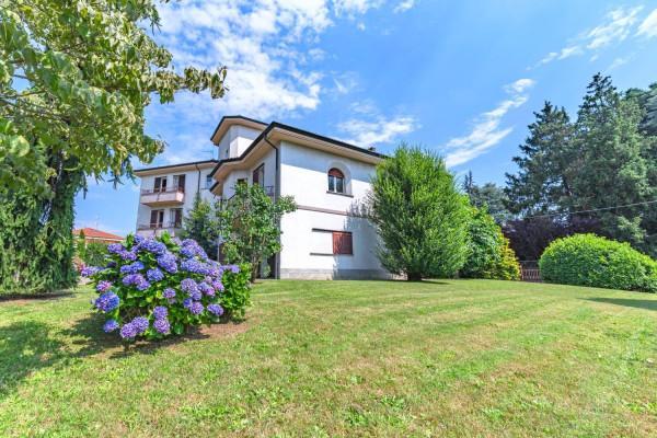 casa indipendente in vendita a Venegono Inferiore