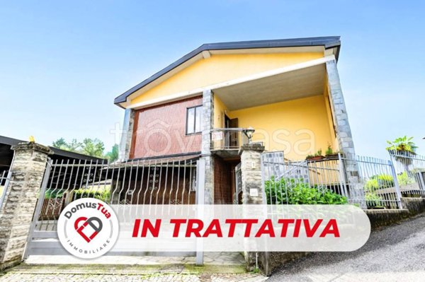 casa indipendente in vendita a Venegono Inferiore