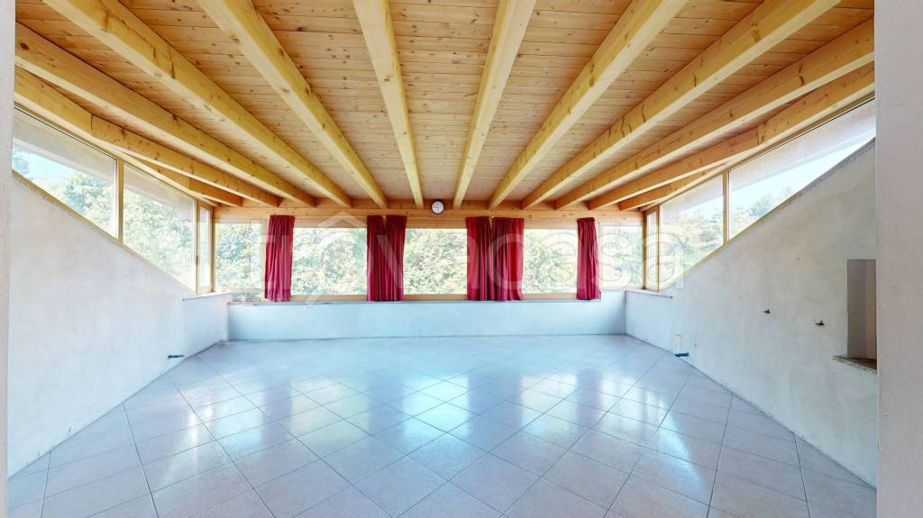 appartamento in vendita a Venegono Inferiore