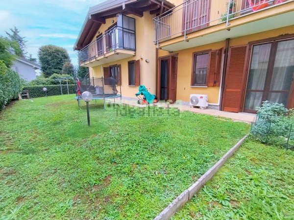 appartamento in vendita a Venegono Inferiore