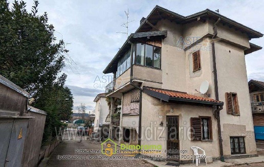 appartamento in vendita a Venegono Inferiore