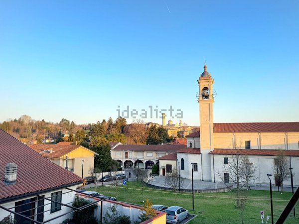appartamento in vendita a Venegono Inferiore