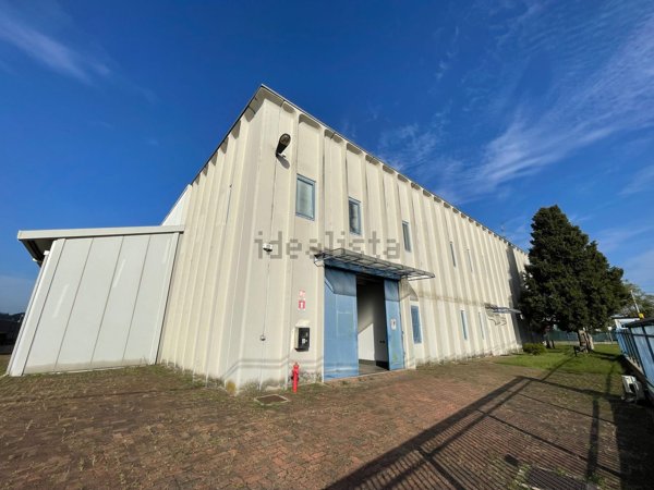 terreno edificabile in vendita a Venegono Inferiore