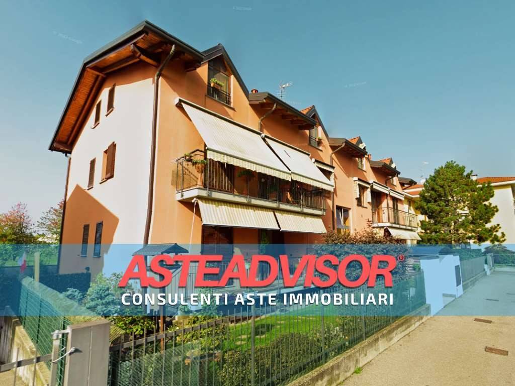 appartamento in vendita a Venegono Inferiore