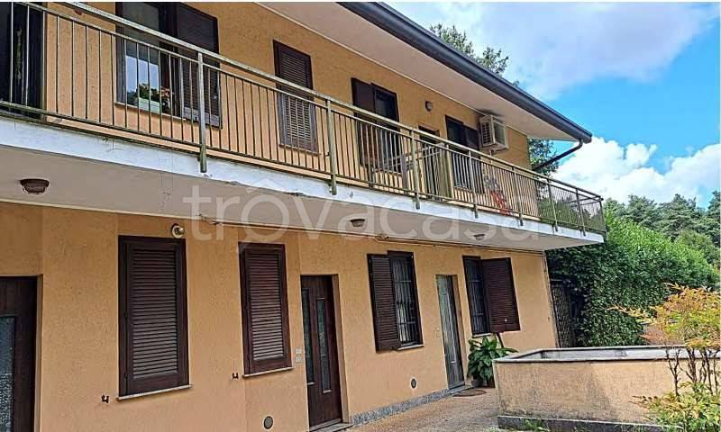 appartamento in vendita a Venegono Inferiore