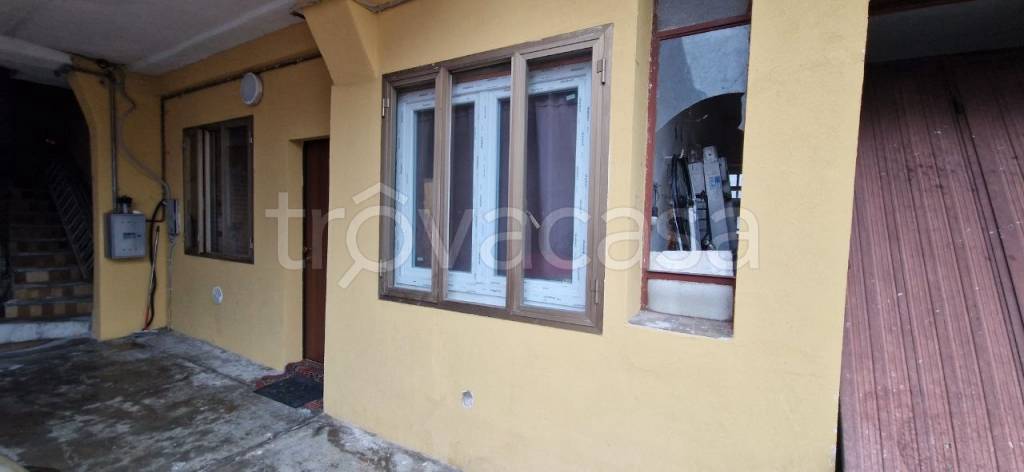 appartamento in vendita a Venegono Inferiore