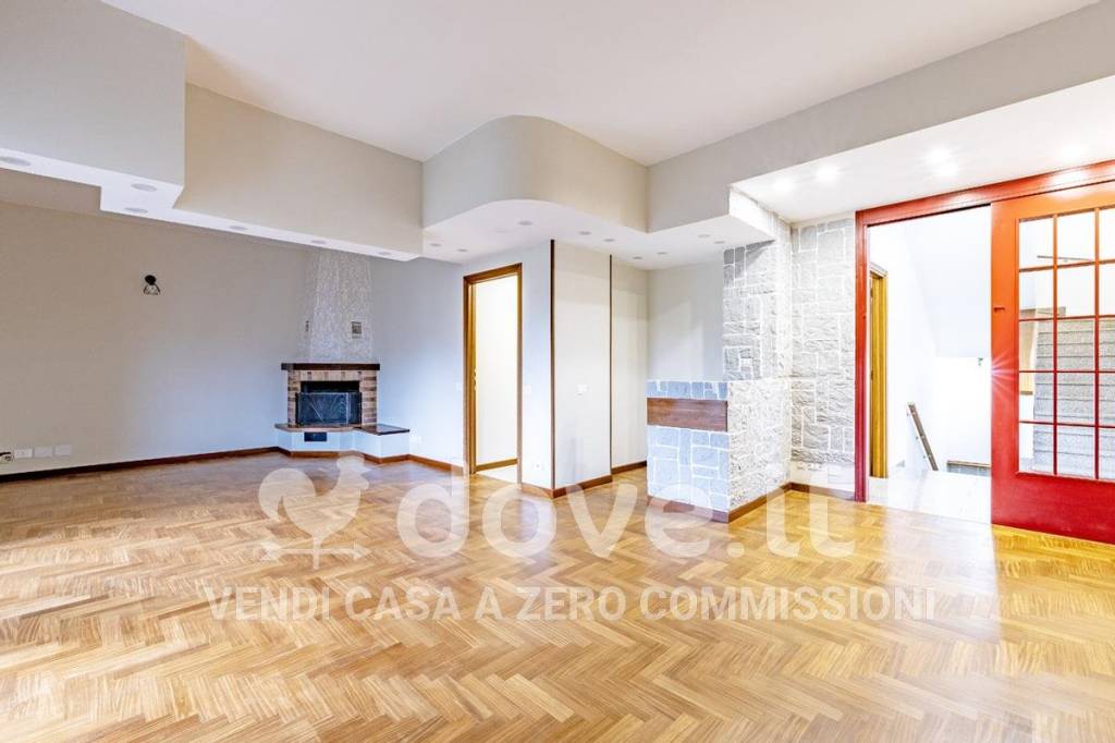 appartamento in vendita a Venegono Inferiore