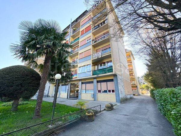 appartamento in vendita a Venegono Inferiore