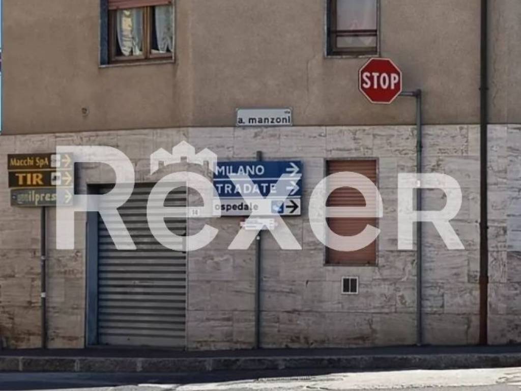 negozio in vendita a Venegono Inferiore