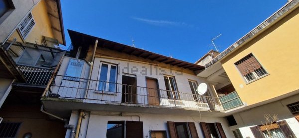 appartamento in vendita a Venegono Inferiore