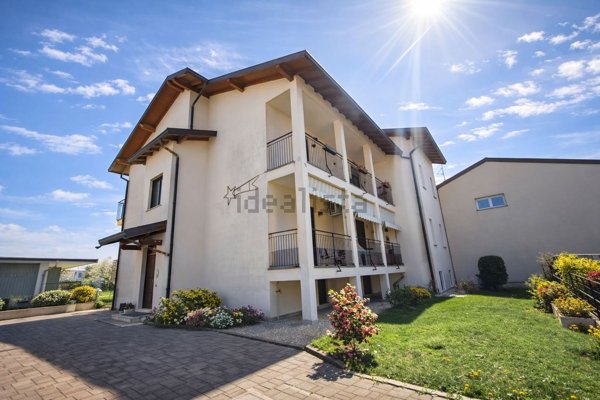 appartamento in vendita a Venegono Inferiore