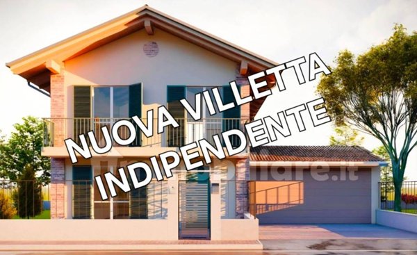 casa indipendente in vendita a Venegono Inferiore