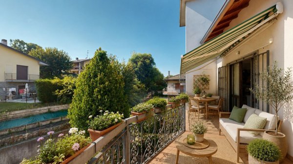 appartamento in vendita a Venegono Inferiore