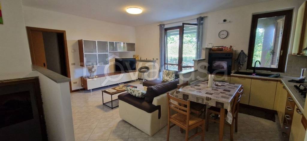appartamento in vendita a Venegono Inferiore