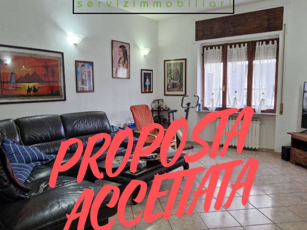 appartamento in vendita a Venegono Superiore