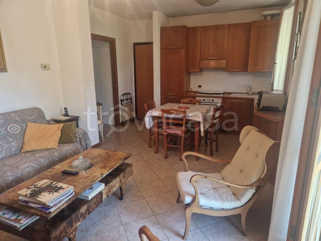 appartamento in vendita a Venegono Superiore