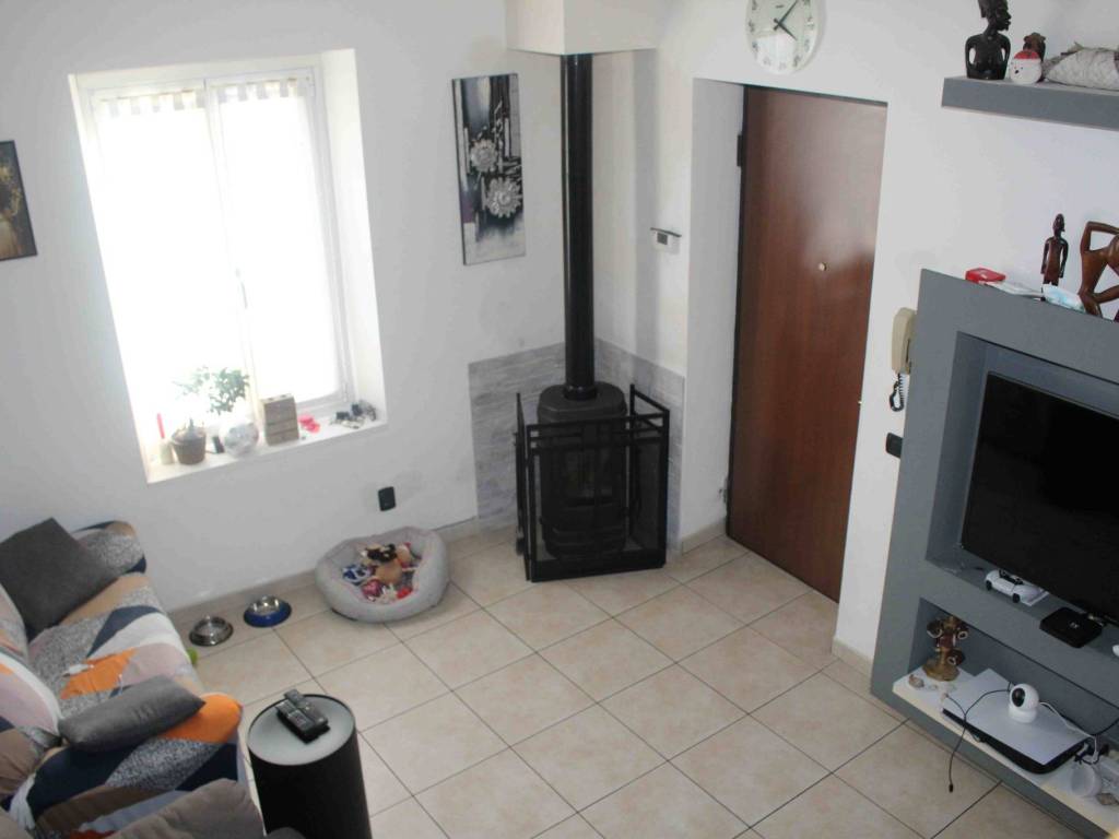 casa indipendente in vendita a Venegono Superiore