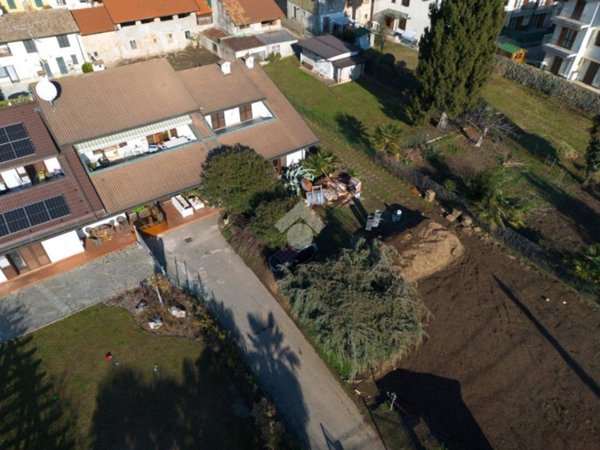 appartamento in vendita a Venegono Superiore