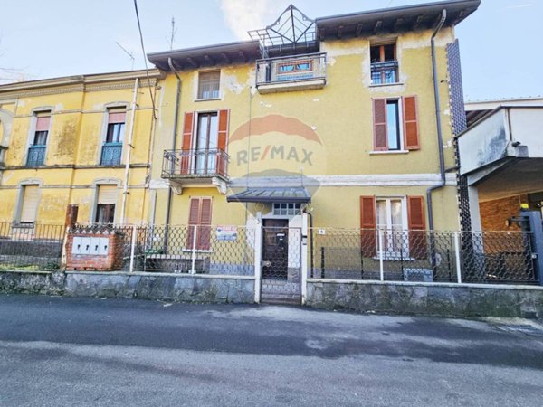appartamento in vendita a Venegono Superiore