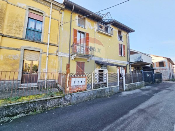 appartamento in vendita a Venegono Superiore