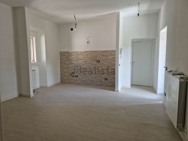 appartamento in vendita a Venegono Superiore