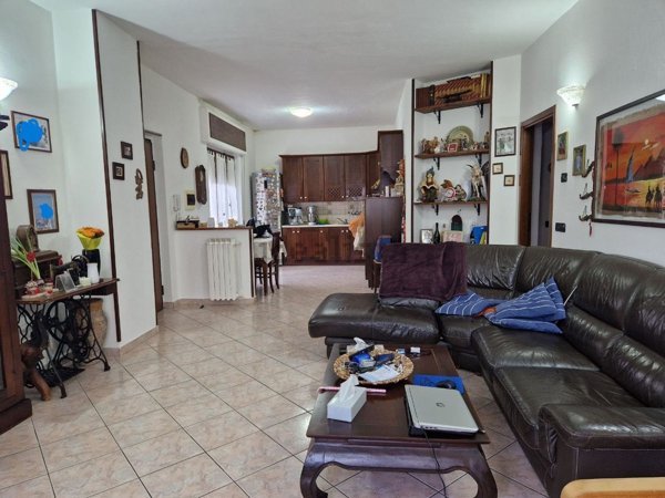 appartamento in vendita a Venegono Superiore