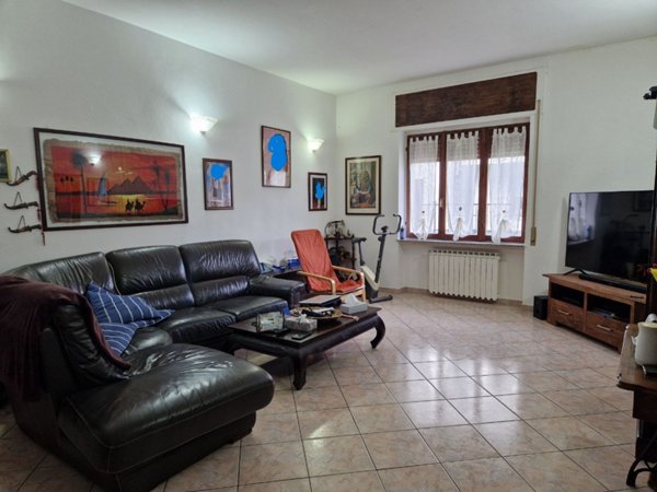 appartamento in vendita a Venegono Superiore