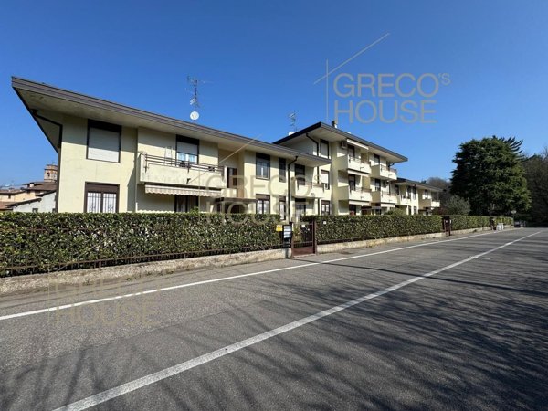 appartamento in vendita a Venegono Superiore