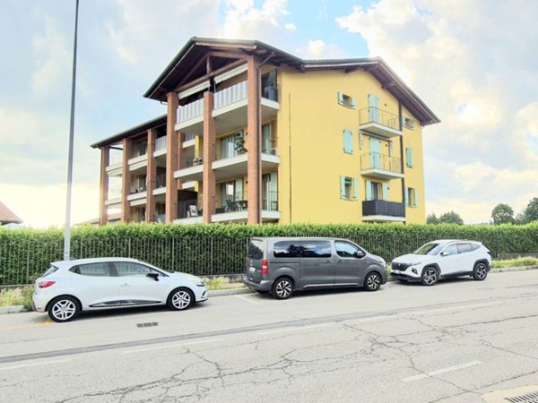 appartamento in vendita a Venegono Superiore