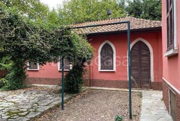 appartamento in vendita a Venegono Superiore