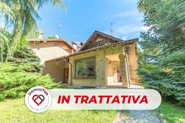 casa indipendente in vendita a Venegono Superiore in zona Pianbosco