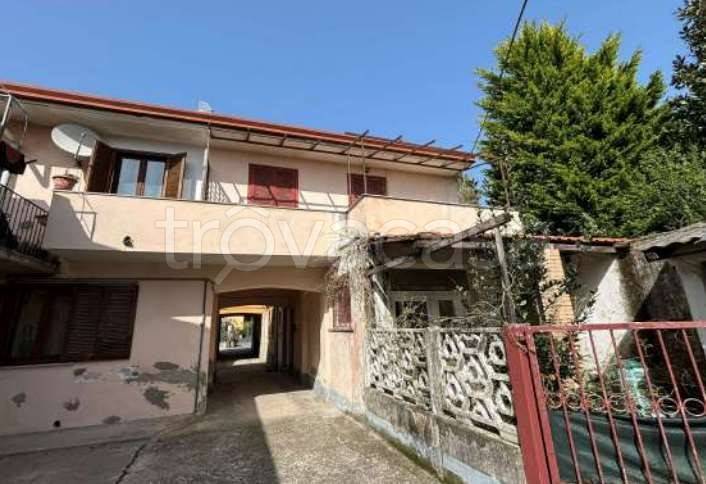 appartamento in vendita a Venegono Superiore