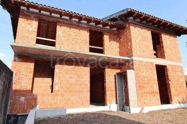 casa indipendente in vendita a Venegono Superiore