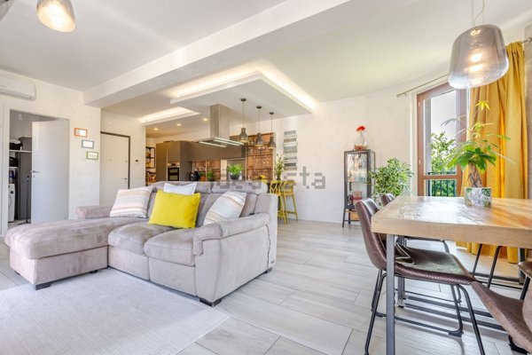 appartamento in vendita a Venegono Superiore