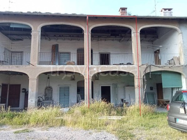 casa indipendente in vendita a Venegono Superiore