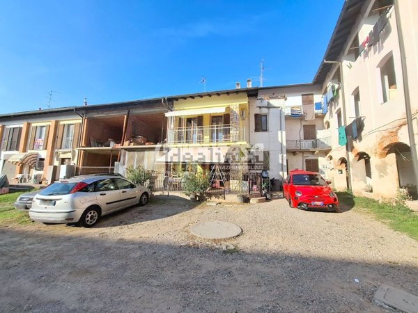 appartamento in vendita a Venegono Superiore