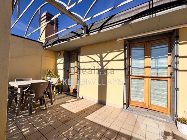 appartamento in vendita a Venegono Superiore