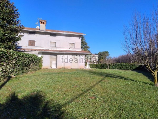 casa indipendente in vendita a Venegono Superiore in zona Pianbosco