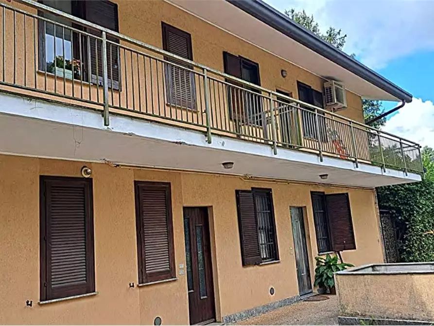 appartamento in vendita a Venegono Superiore