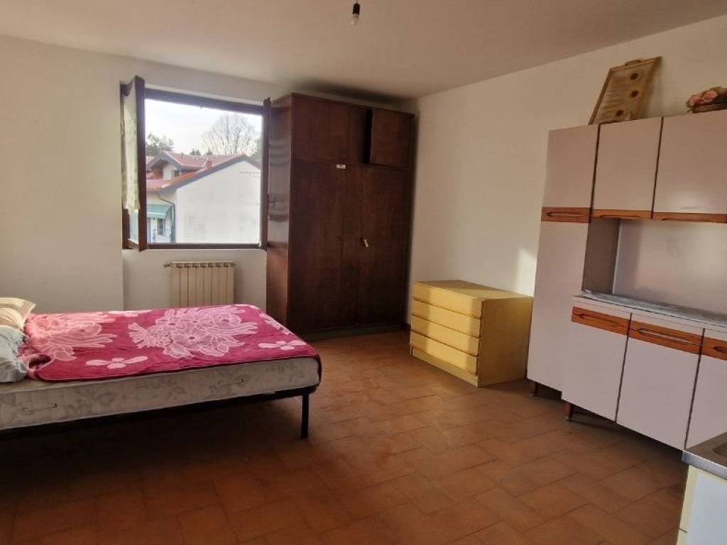 appartamento in vendita a Venegono Superiore