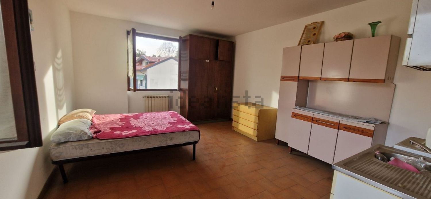 appartamento in vendita a Venegono Superiore